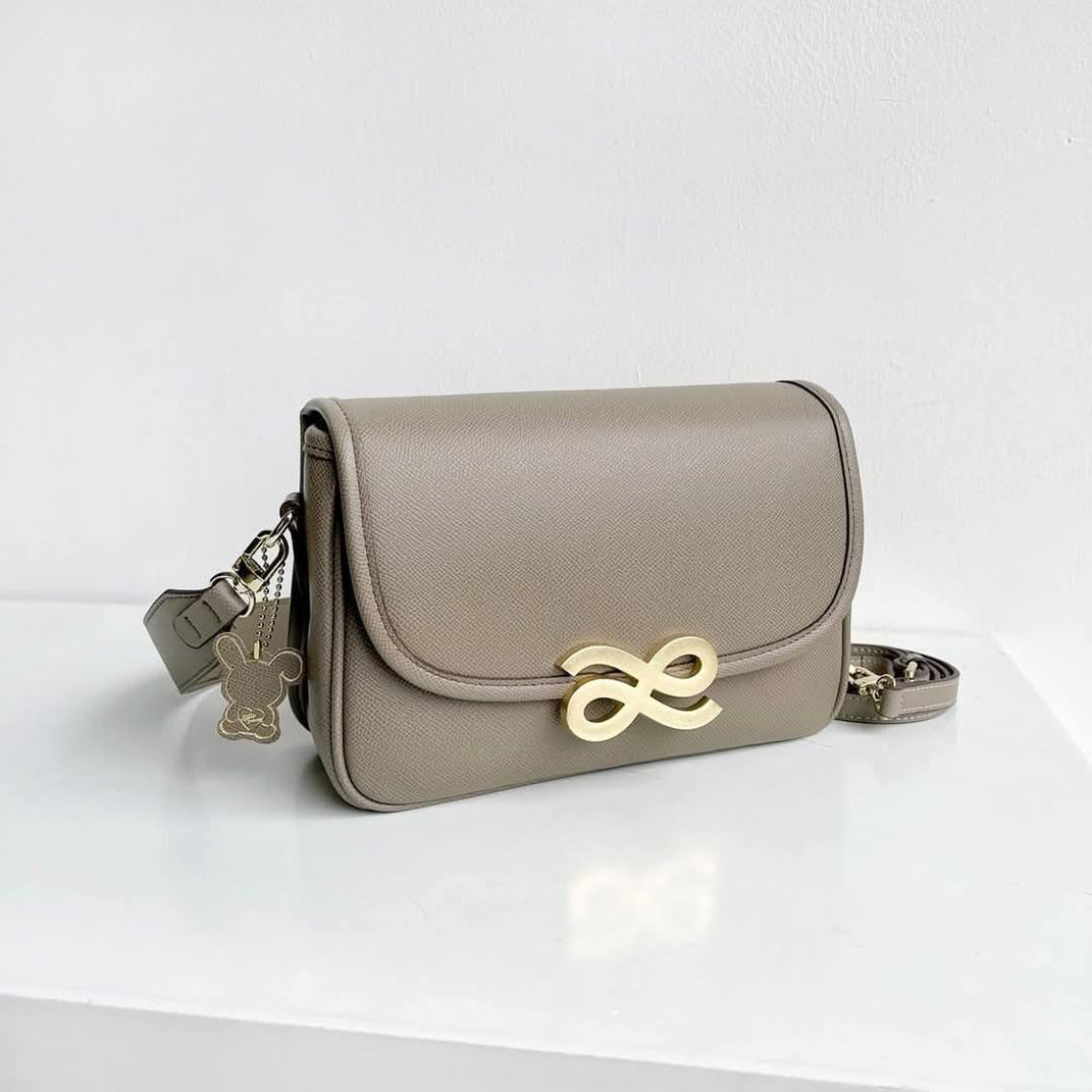 TRAVELLER 24CM (HOLB)