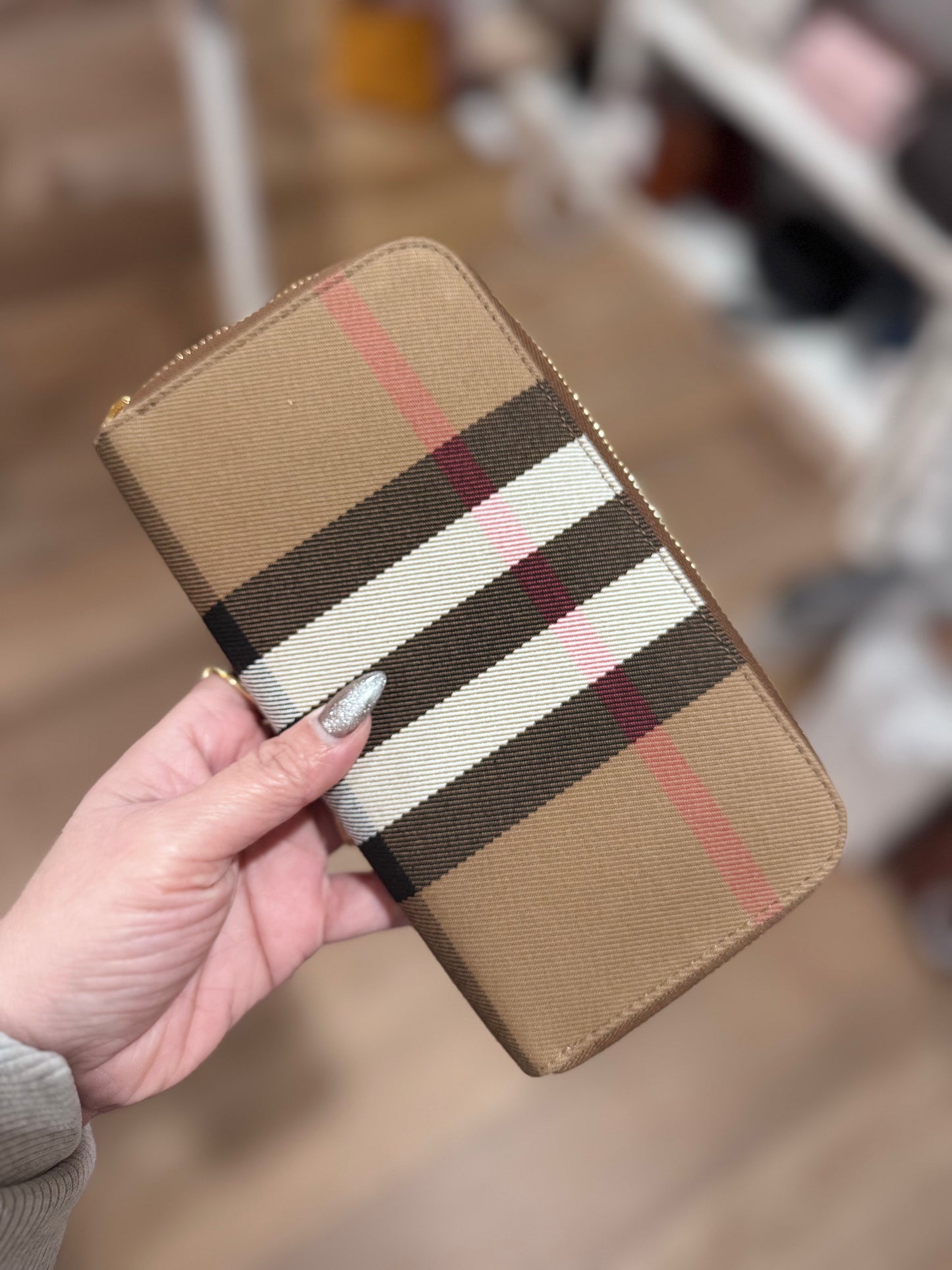 Burberry Long wallet