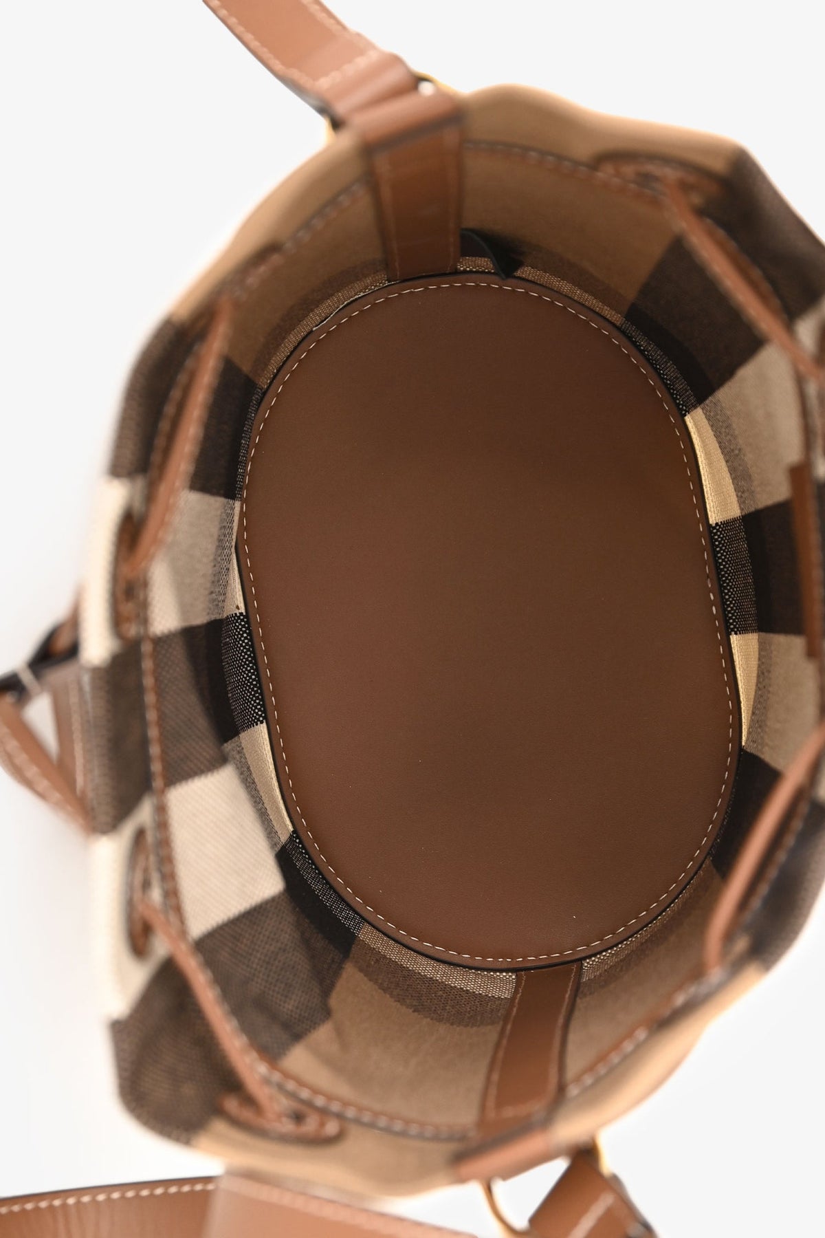Burberry canvass bucket