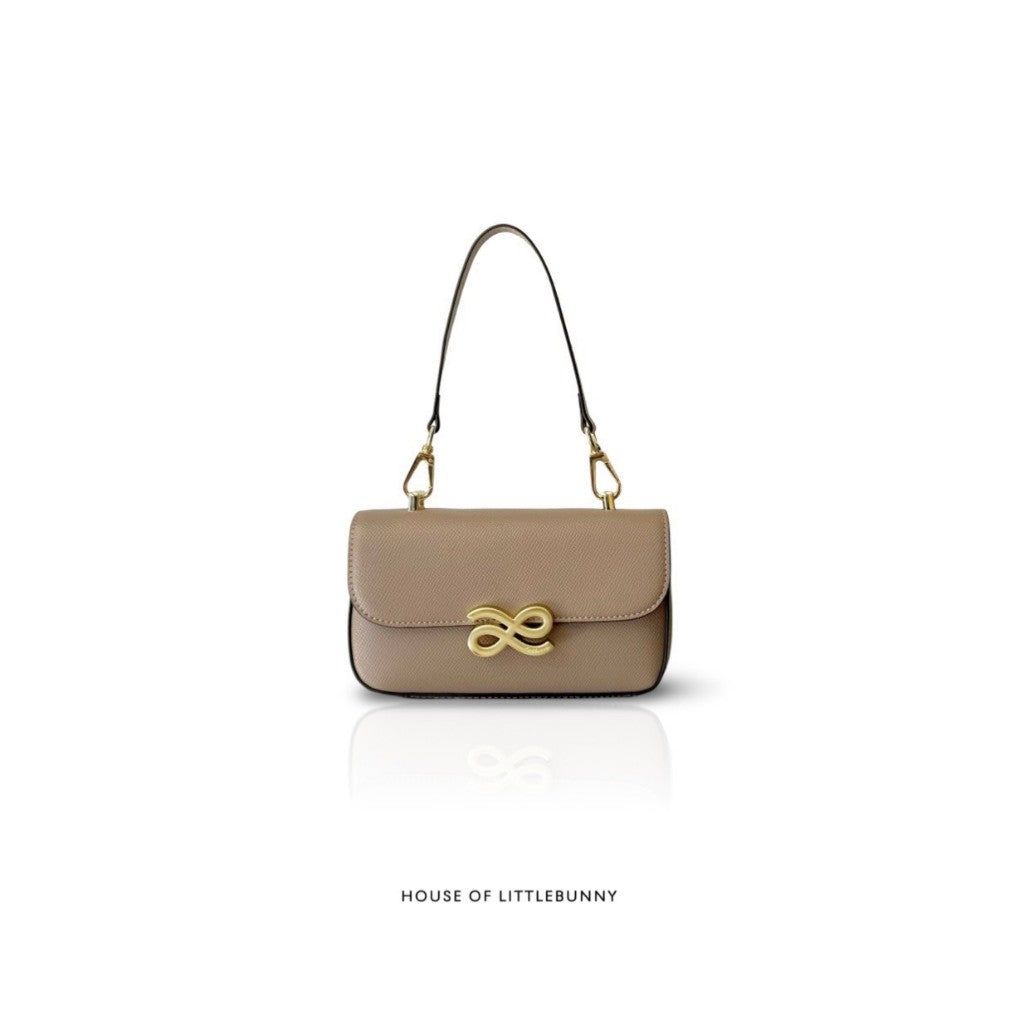 TIMELESSNESS SLING PU (18cm)